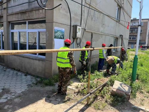 鞍山三車廠老舊小區(qū)改造項目率先開工，打造精品惠民工程